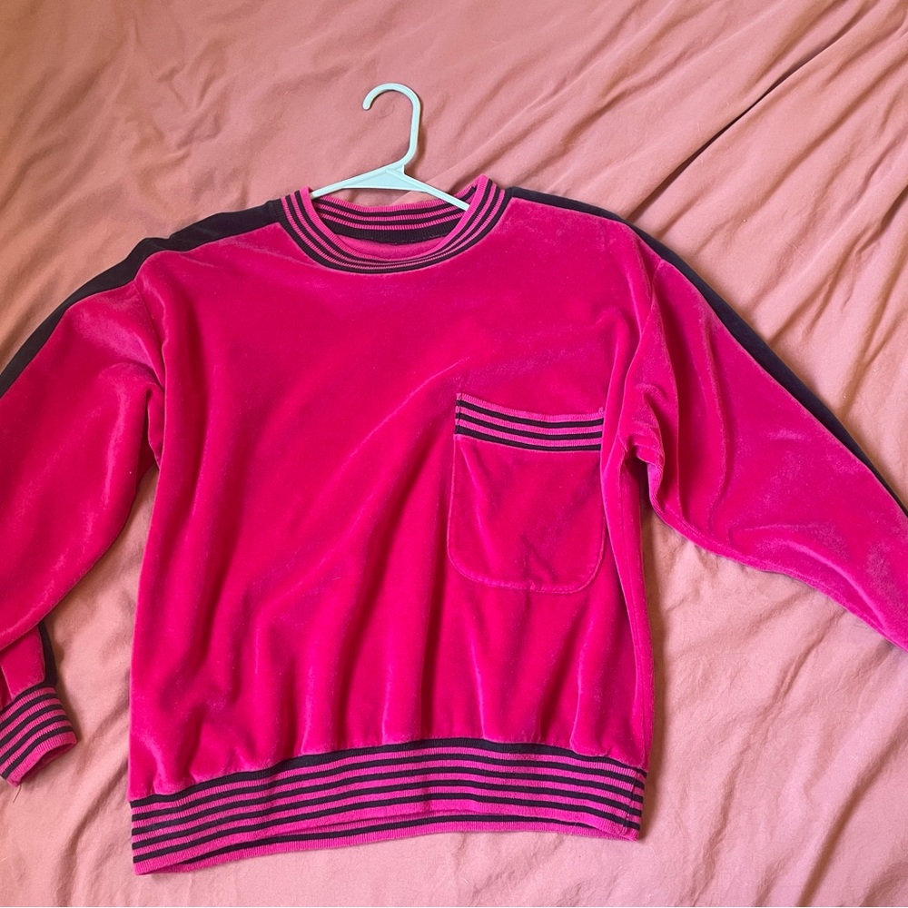 Vintage velvet, pink crew neck sweater